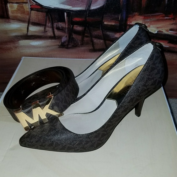 MICHAEL KORS HELLS & BELT - Picture 2 of 3