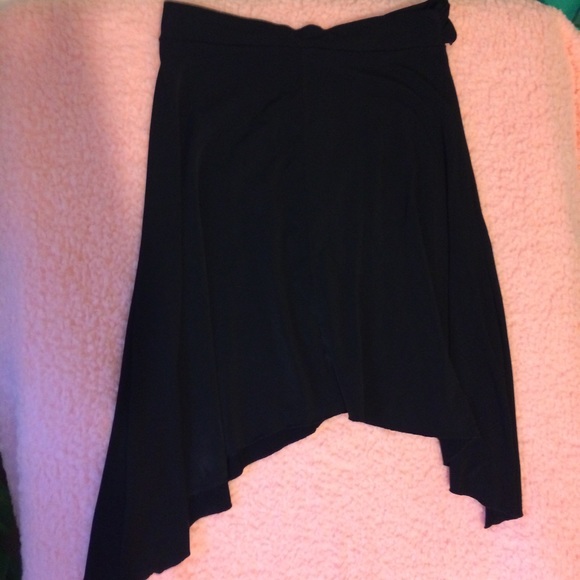 sale! Black asymmetrical skirt elastic waist - Picture 2 of 5