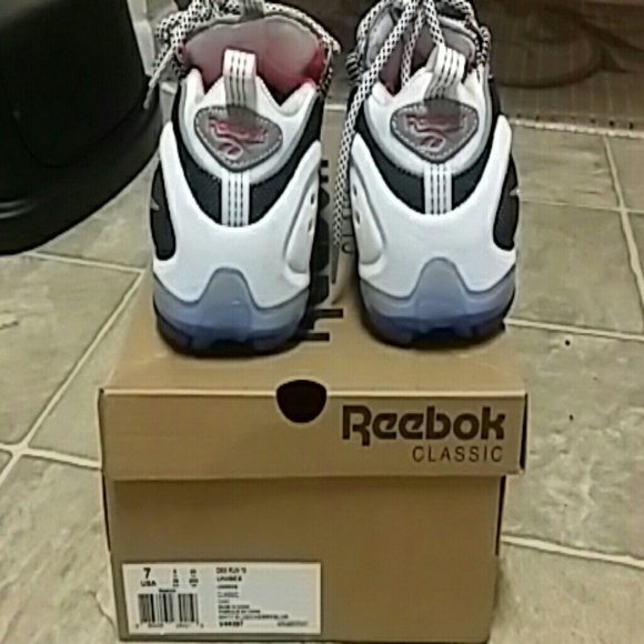 Classic Limited Release Reebok DMX Run 10