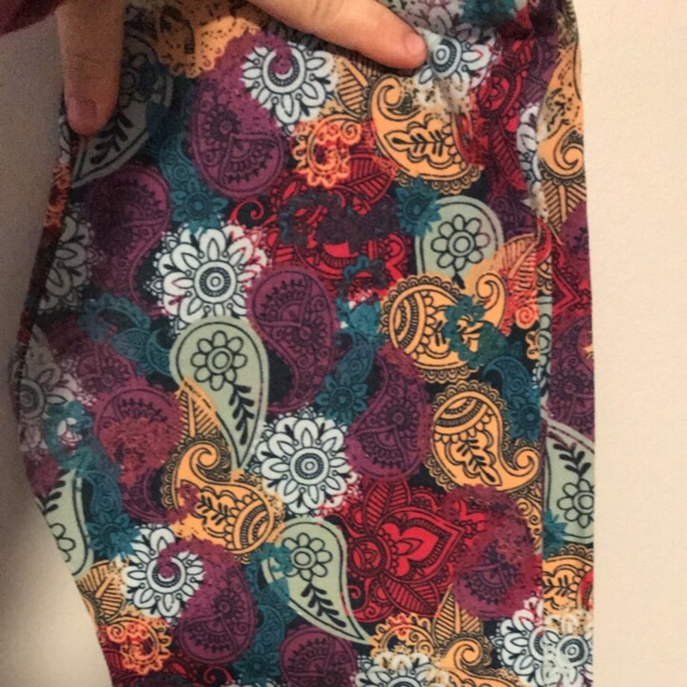 OS LULAROE PAISLEY