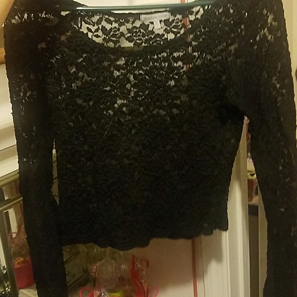 Floral Design Long Sleeve Crop