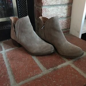 Lucky Brand Bartalino Booties