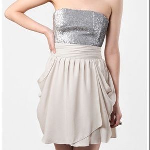 New Alice + Olivia Maggie Sequin Taupe Dress Sz 0