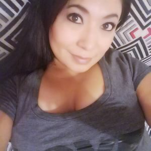 Meet your Posher, Yvette