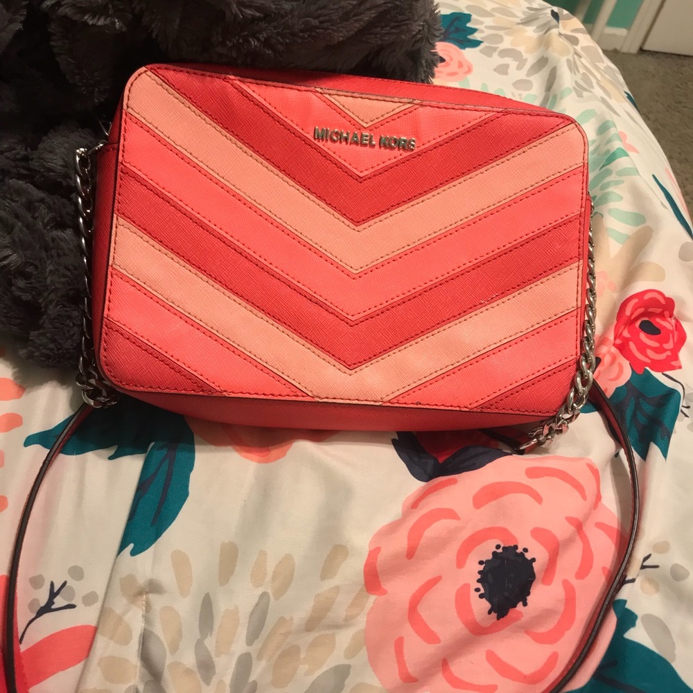 Pink Chevron Micheal Kors Crossbody