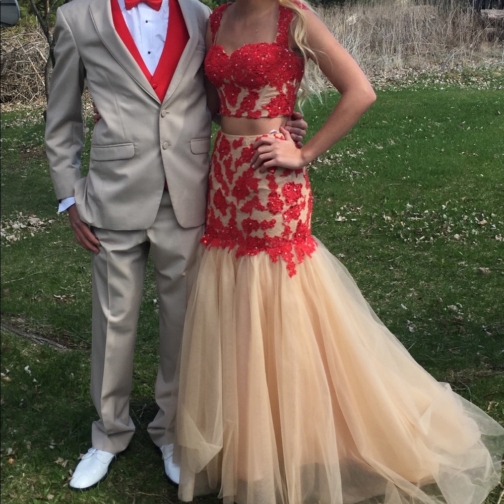 Macduggal two piece