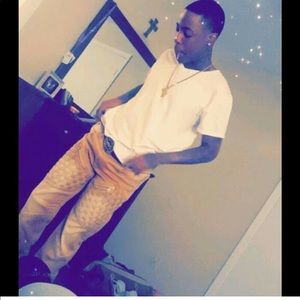 Meet your Posher, Derwin