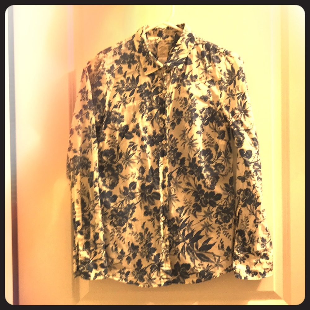 J. Crew “perfect shirt” in perfect condition!