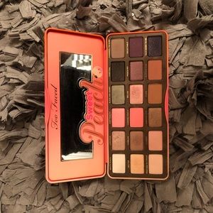 Too Faced Sweet Peach Palette