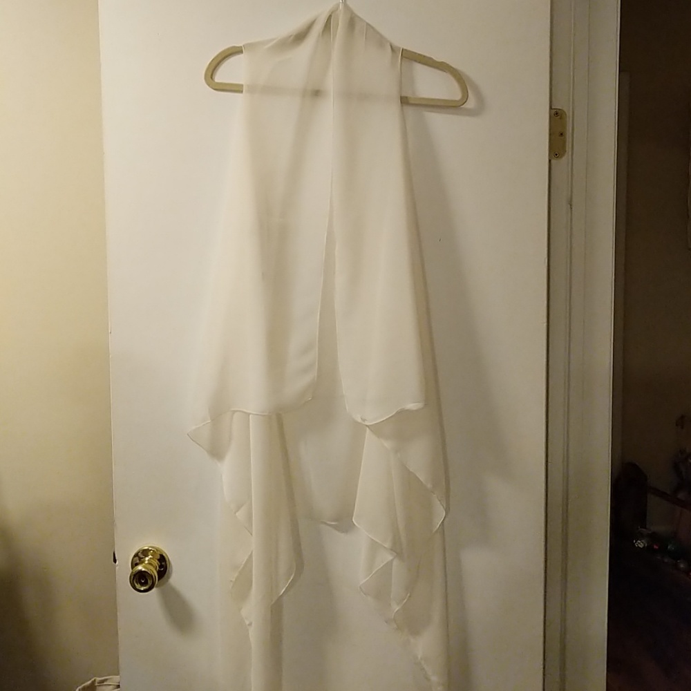 Shear Sleeveless Vest