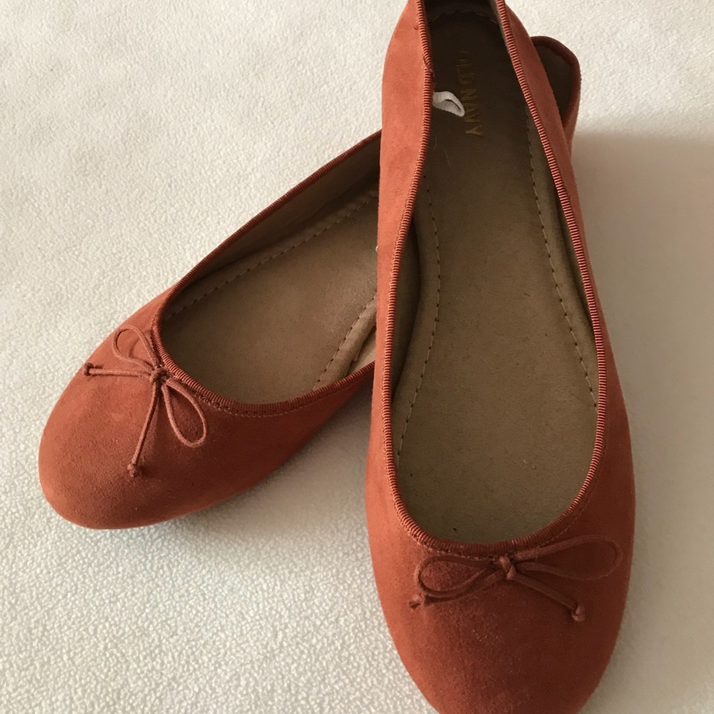 Comfy never worn flats!