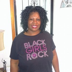 Meet your Posher, Iris