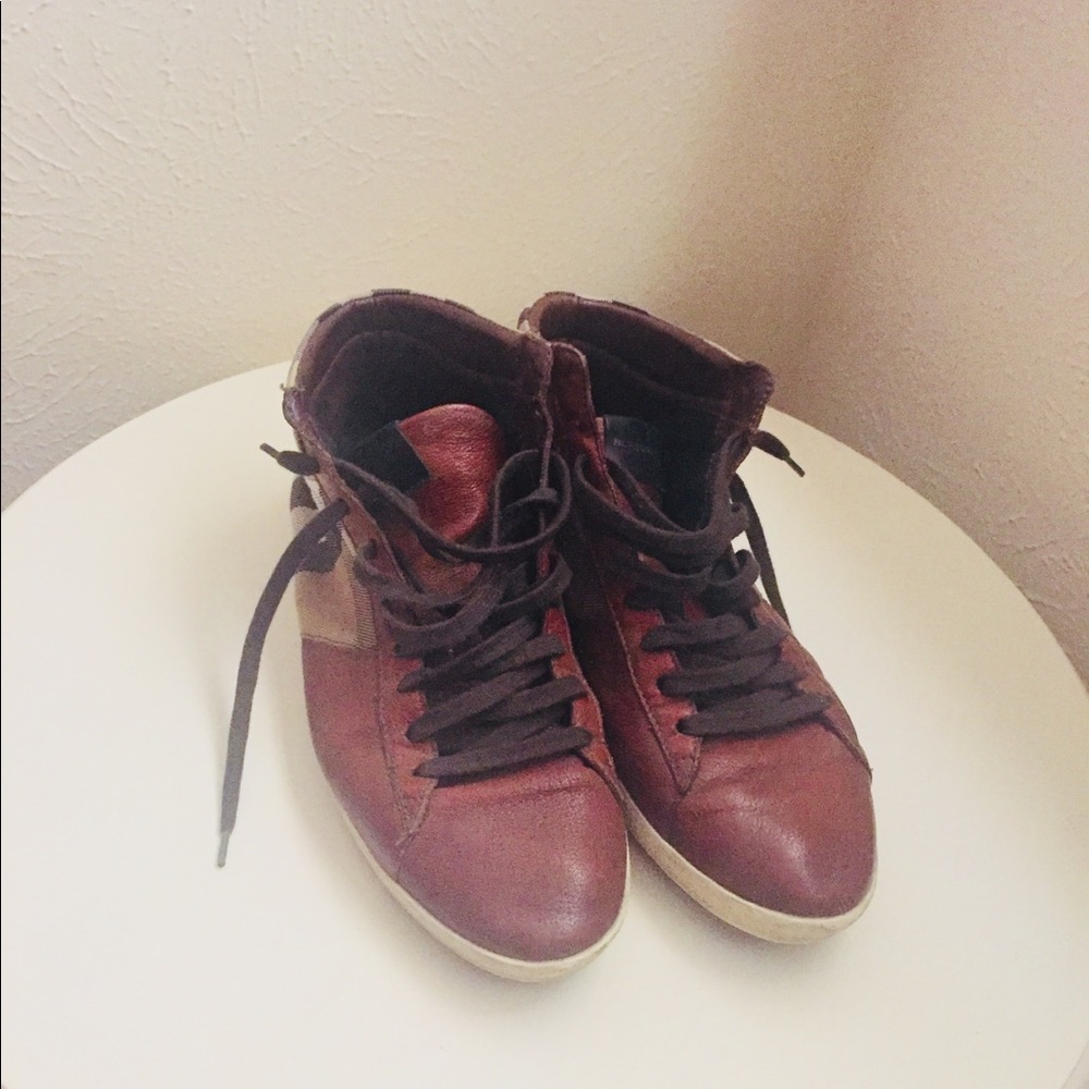 Burberry Shoes