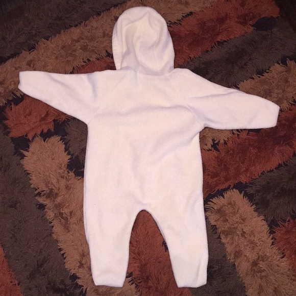 Baby yellow 12 months onesie SUPER WARM!❄️☃️ - Picture 4 of 6