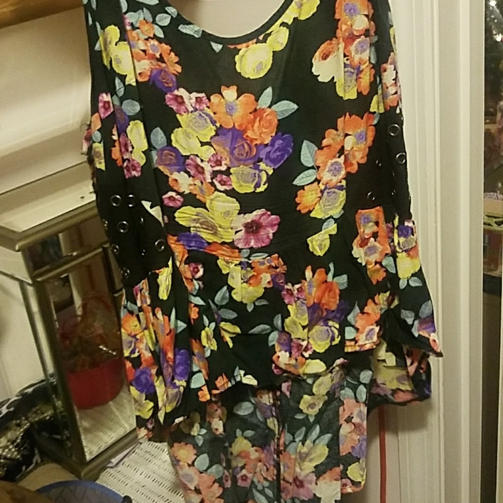 Material Girl asymmetrical floral top