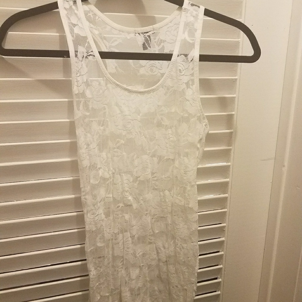 Feathers see-through overlay tank top (white)