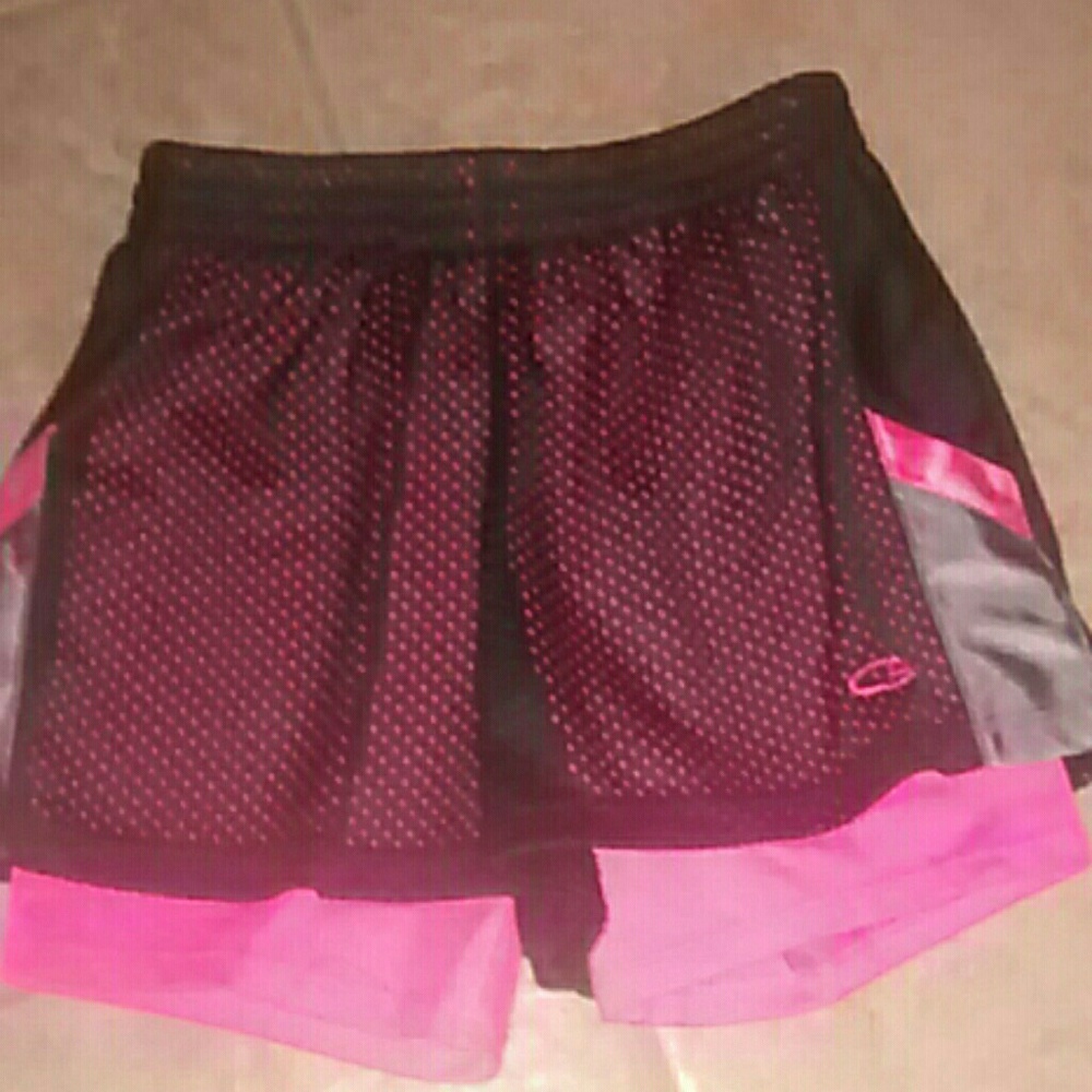 Champion mesh workout shorts only worn 3 times