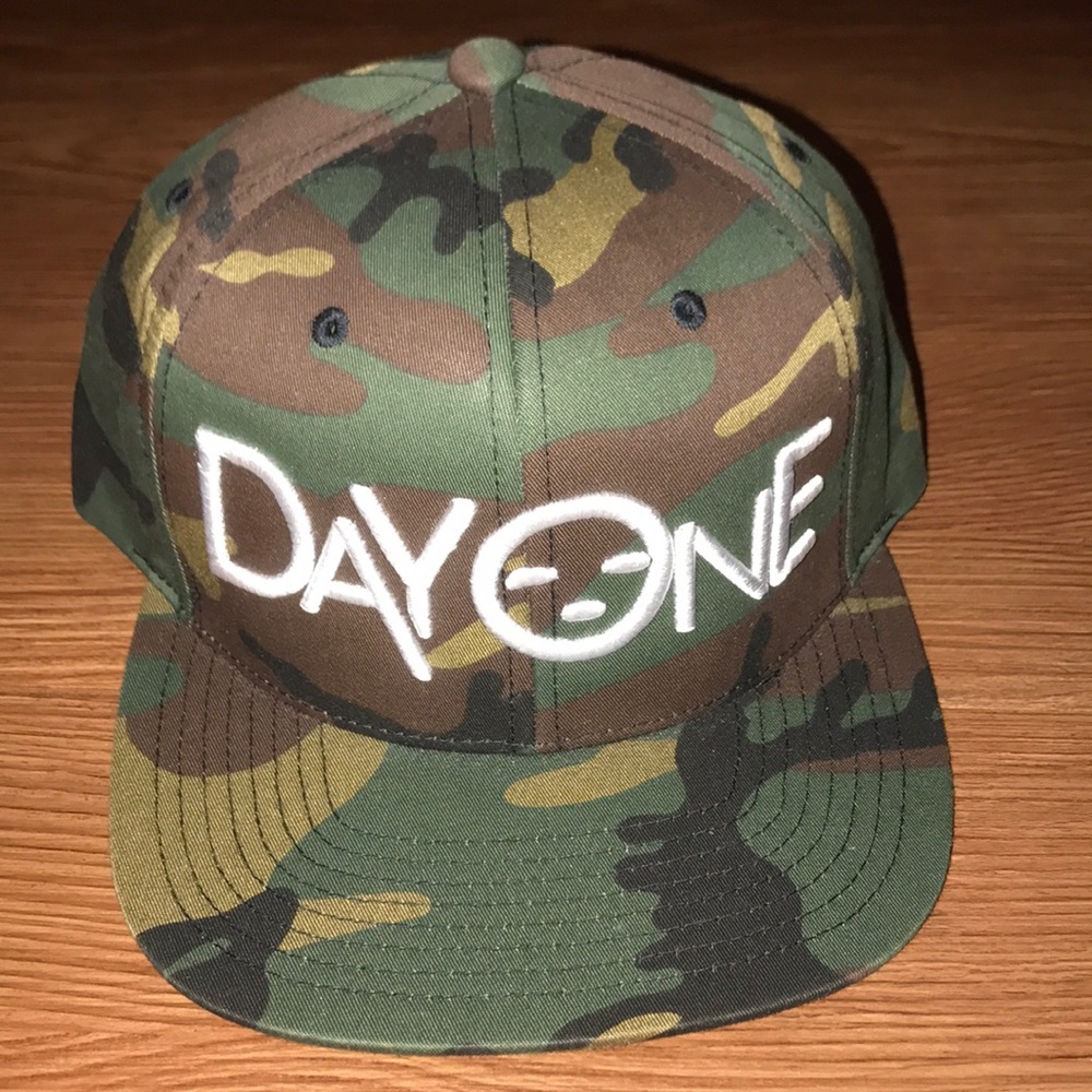 Day one snapback camo