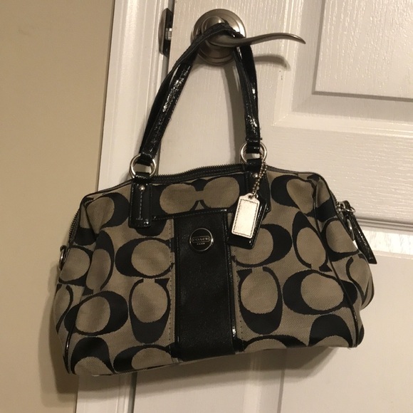 Black Coach Purse - Picture 1 of 3