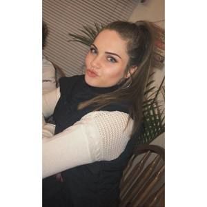 Meet your Posher, Ariel