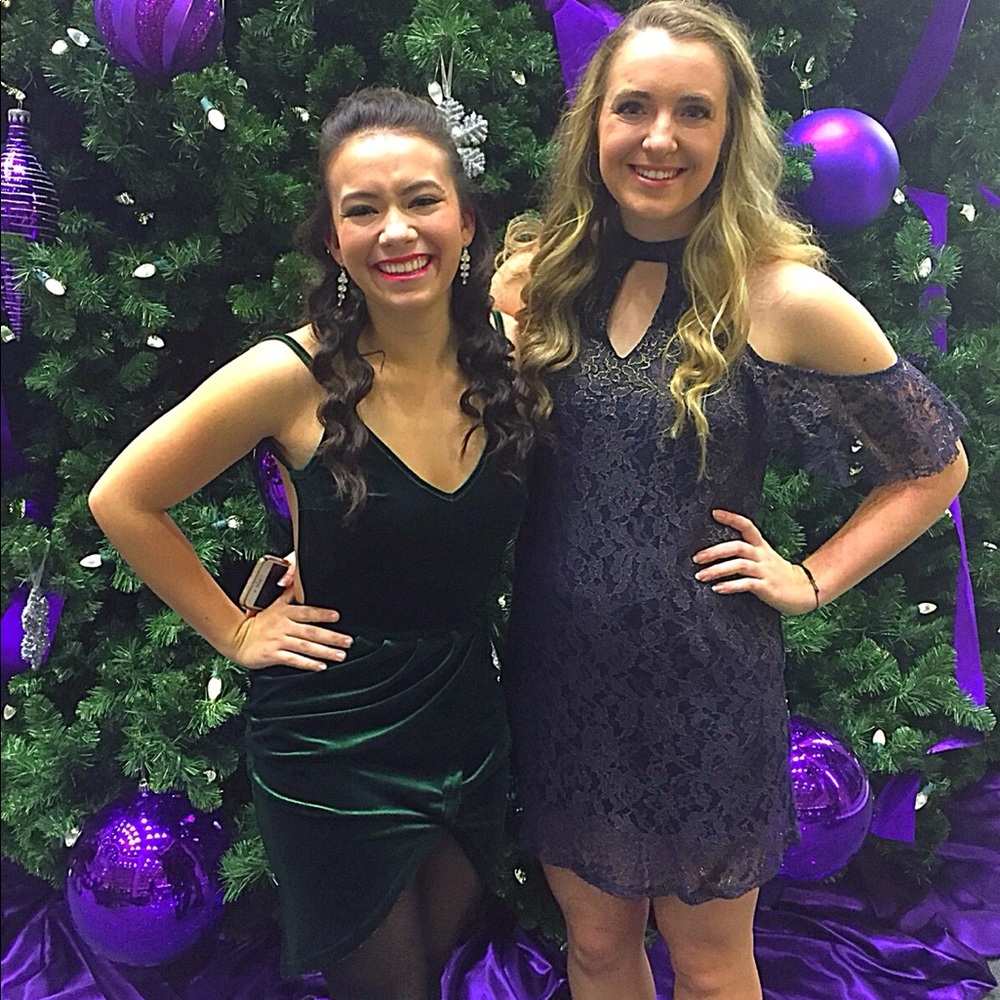 Dark Green Backless Velvet Dress