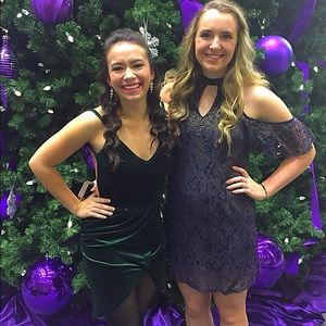 Dark Green Backless Velvet Dress