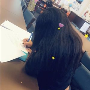 Meet your Posher, Elizabeth