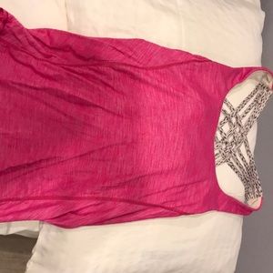 Free to be wild tanks size 4