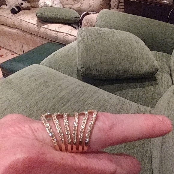 "GOLD AND DIAMOND" RING - Picture 2 of 3