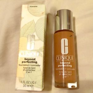 Clinique Beyond Perfecting foundation + concealer