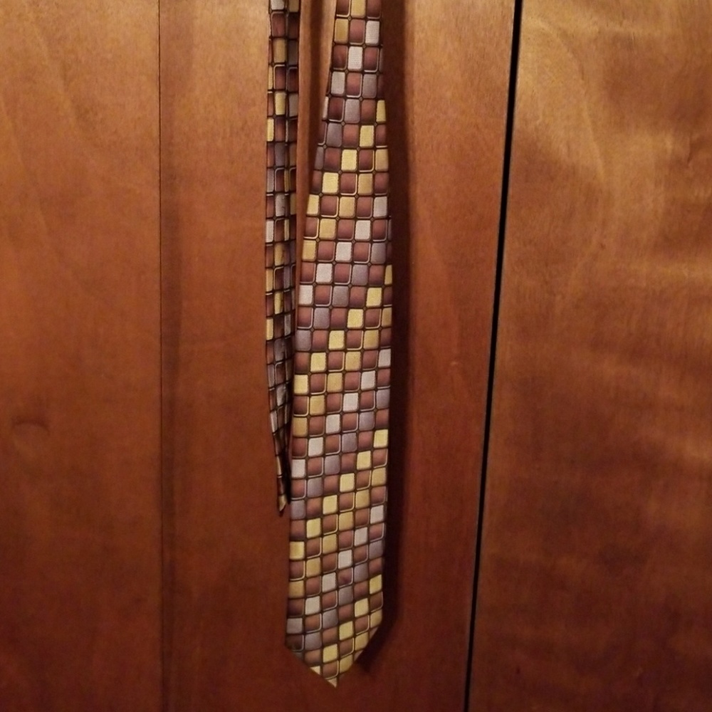 Tie