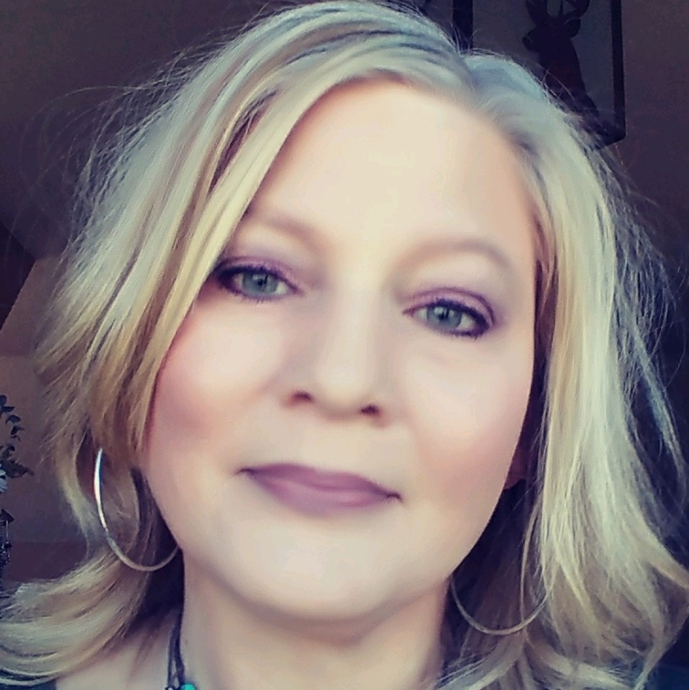 Meet your Posher, Brenda