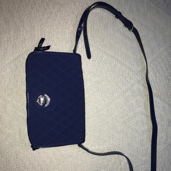 Vera Bradley turnlock Crossbody lapis - Picture 3 of 8