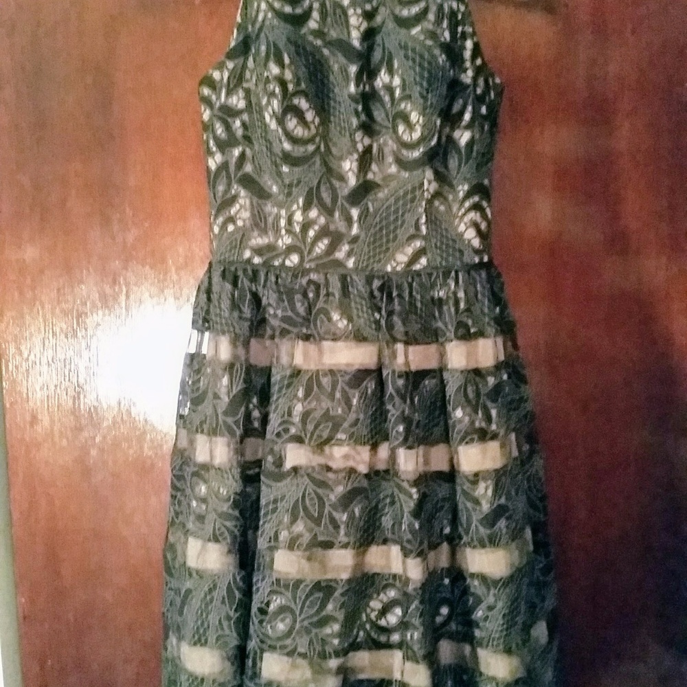 Aidan Mattox Cocktail Dress Size 0 EUC - Picture 2 of 5