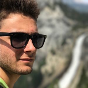 Meet your Posher, Sean