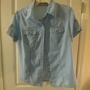 🎈4 for $15 Blue button up