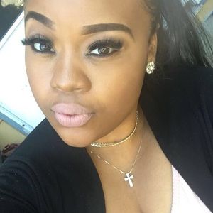 Meet your Posher, Kami