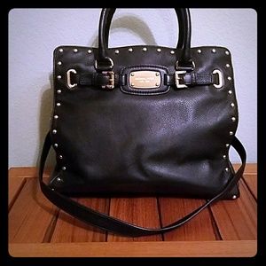 Black Michael Kors handbag