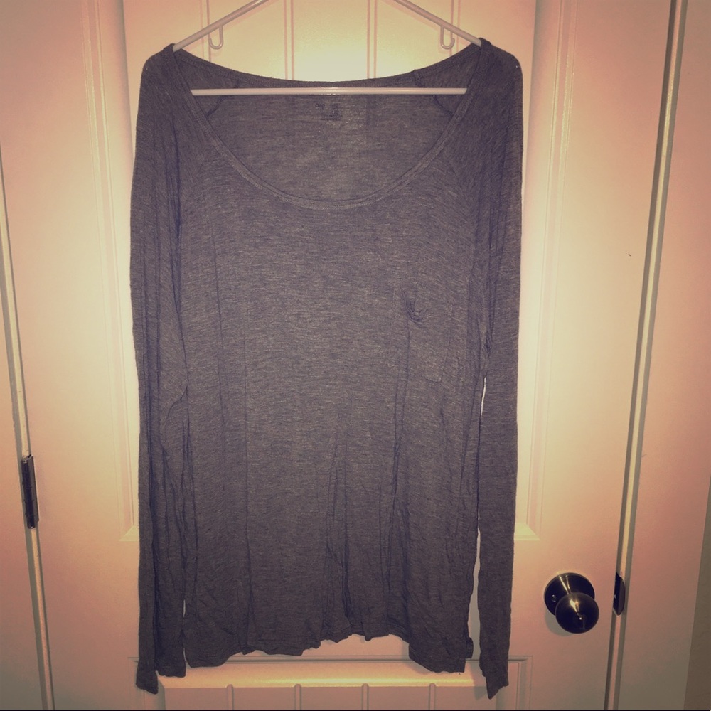 GAP long sleeve tee