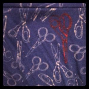 Small lularoe skirt scissors