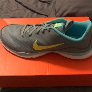 Different sizes  text me for more inf