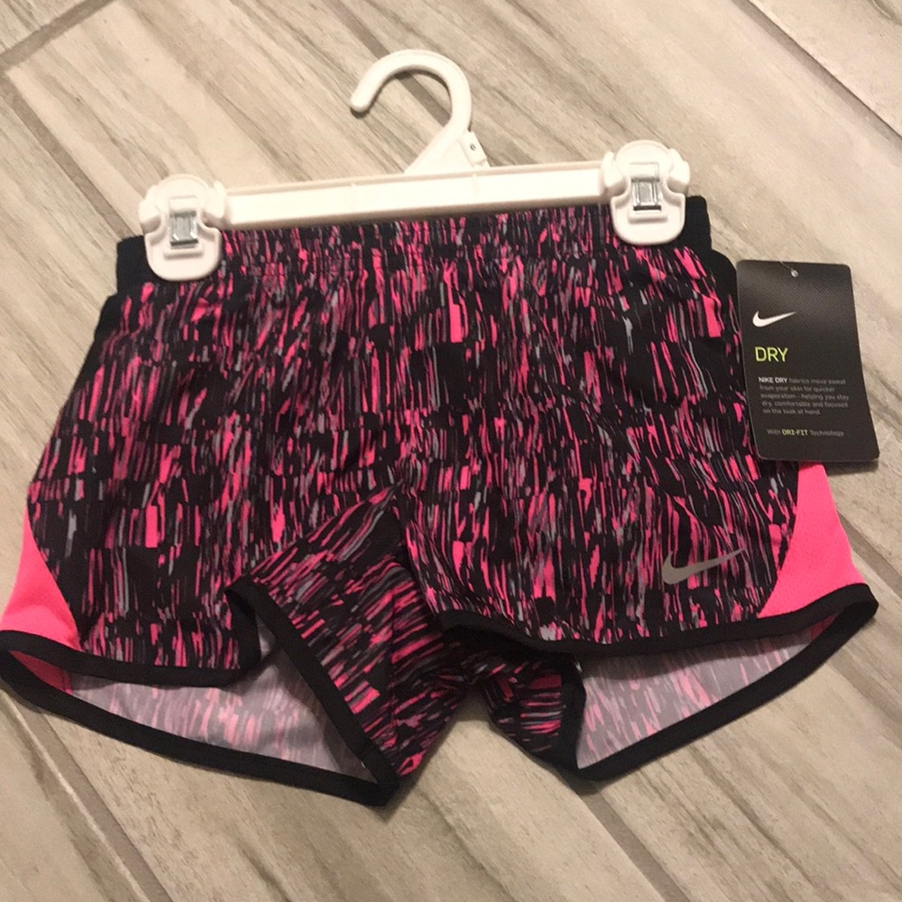 Nike Dri Fit girls shorts Sz 6x