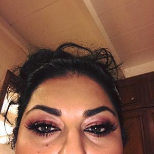 Meet your Posher, Azzie