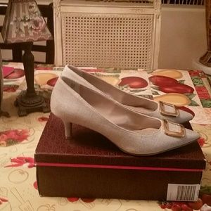 NWOT Dexflex Comfort Dress Shoes