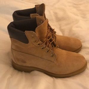 Timberland Women’s size 8