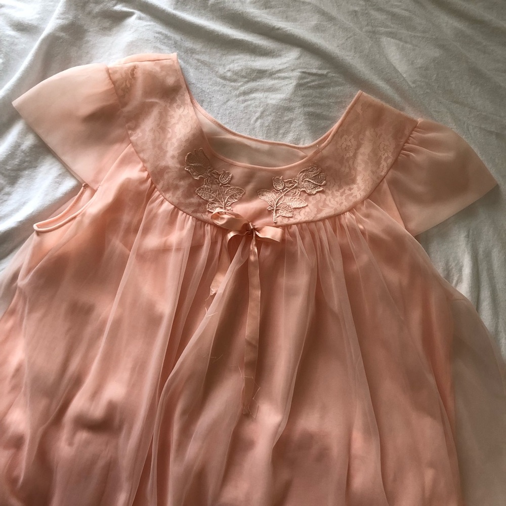 ✨ SOLD - Baby Doll Pink Nightgown ✨