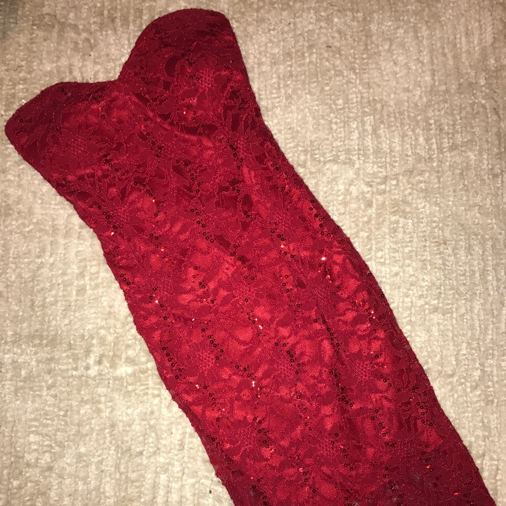 NWOT Flattering Sexy Dress