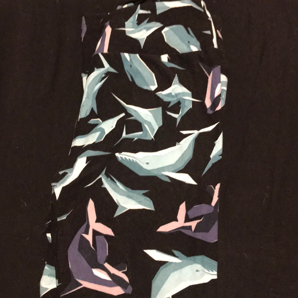 os BNWOT whale lularoe leggings