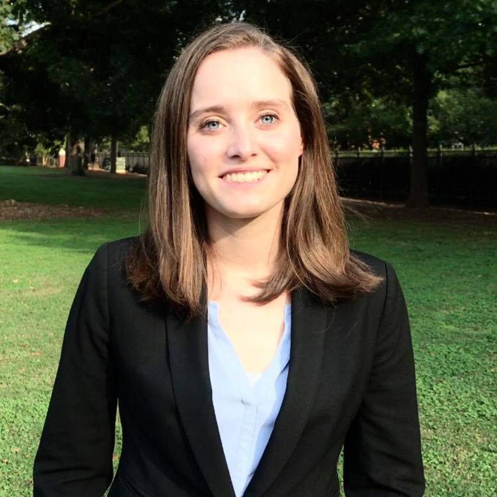 Meet your Posher, Elizabeth