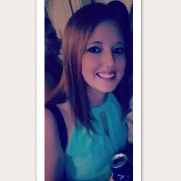 Meet your Posher, Kim - Picture 1 of 1